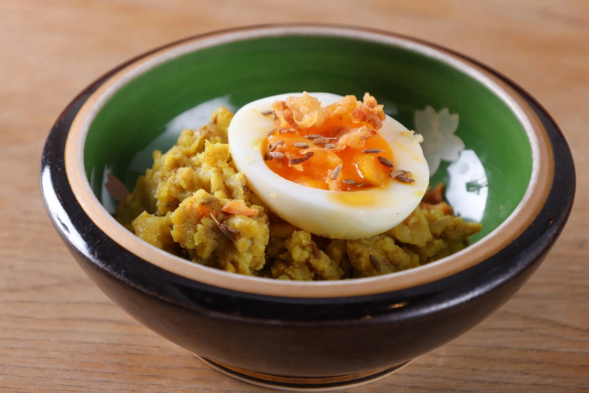 スパイシーキーマポテトサラダ